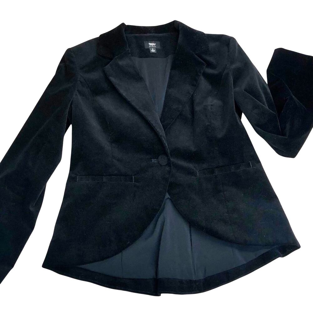 NWOT Mossimo Black Velvet Blazer Fully Lined Back Pleat One Button Closure